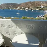 Alexandros Hotel 2*