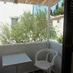 Alexandros Hotel