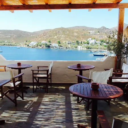 Alexandros Hotel 2*